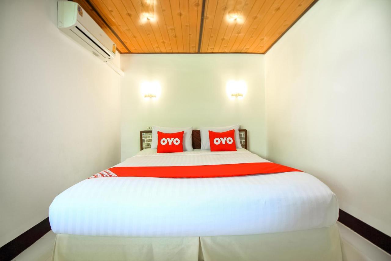 Oyo 354 Ton Hom Resort & Villa Хуахін Екстер'єр фото