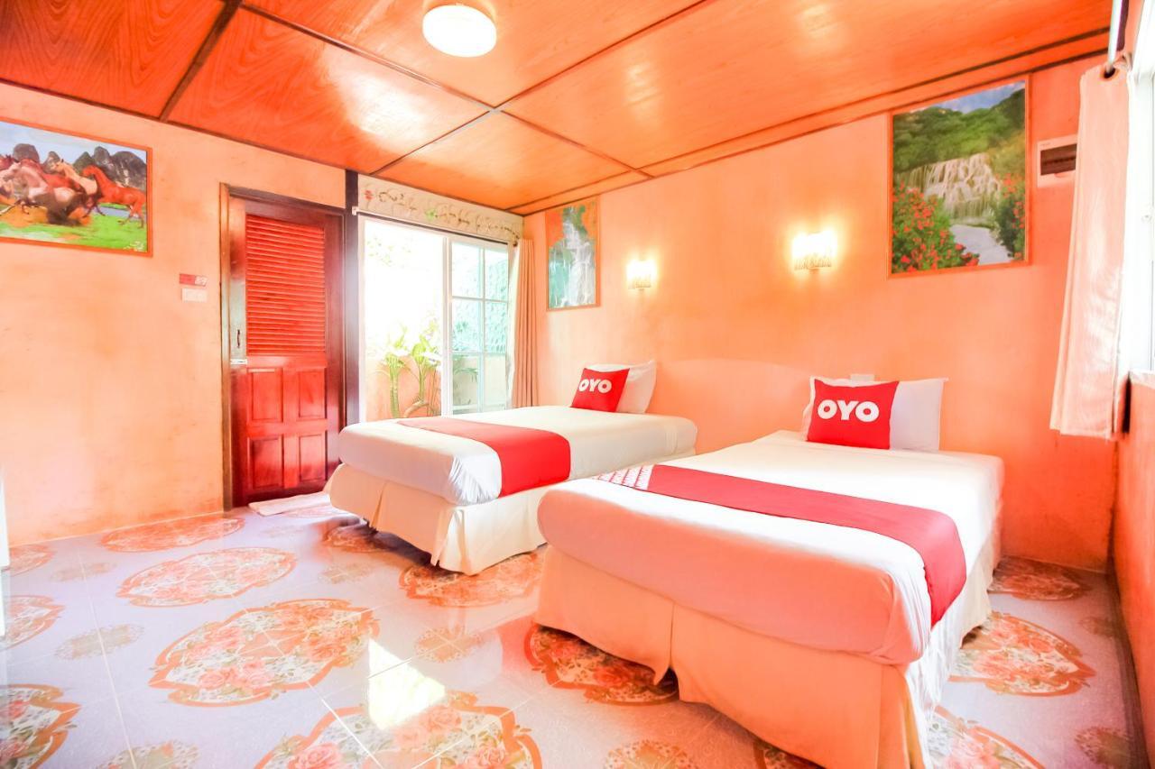 Oyo 354 Ton Hom Resort & Villa Хуахін Екстер'єр фото